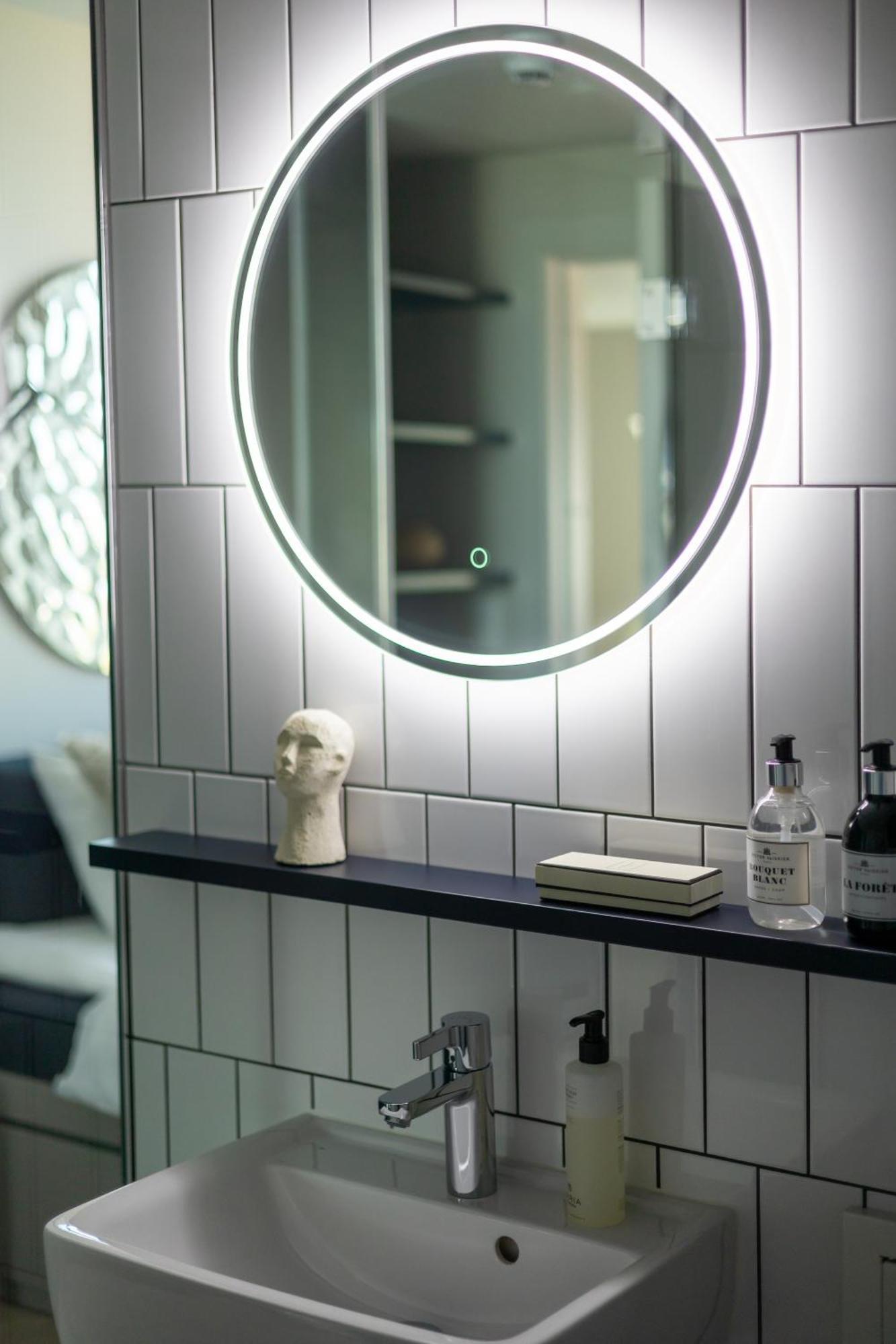 Unity Malmoe - A Studio Hotel Экстерьер фото